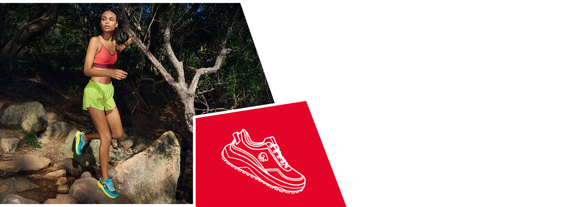 Eine sportliche Frau joggt durch einen schattigen Waldpfad mit Felsen und Baumstämmen. Sie trägt ein rotes Sporttop, neongrüne Shorts und auffällige blau-gelbe Laufschuhe (Wool Trail X von Giesswein). Im Vordergrund ist ein rotes Rechteck mit der weißen Illustration eines Sportschuhs und dem Logo „GIESSWEIN“ zu sehen.